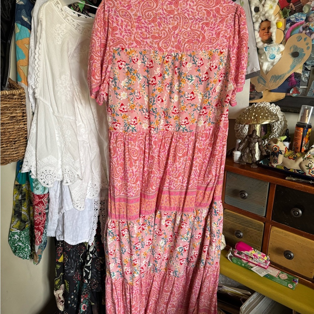 Umgee Pink Paisley Print Lightweight Top